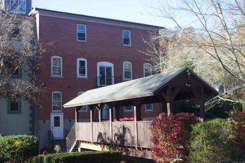 201 Whetstone Mills Killingly CT 06241