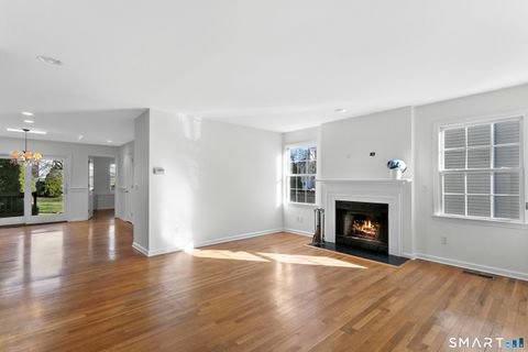 Tiny photo for 30 Osborne Place, Fairfield, CT 06890 (MLS # 24151438)