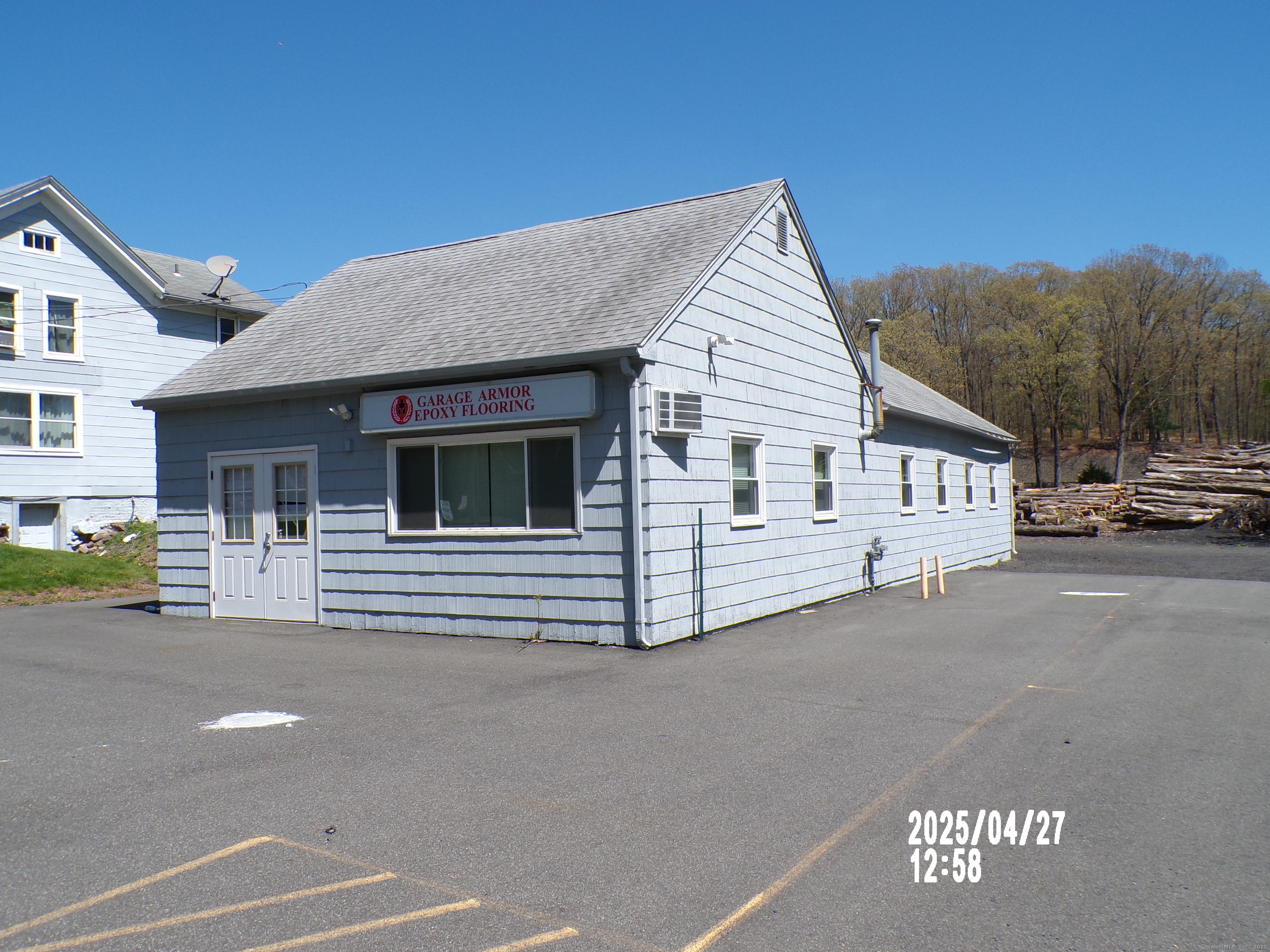 Meriden, Connecticut 06451, United States, ,Residential,Pending,119275