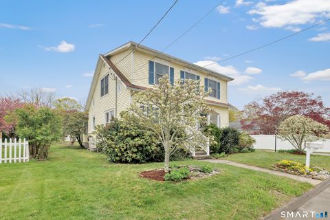 Photo of 22 Morgan Park, Clinton, CT 06413 (MLS # 24172655)