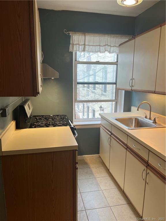 122 Summer Street 2A, Stamford, Connecticut - 1 Bedrooms  
1 Bathrooms  
3 Rooms - 