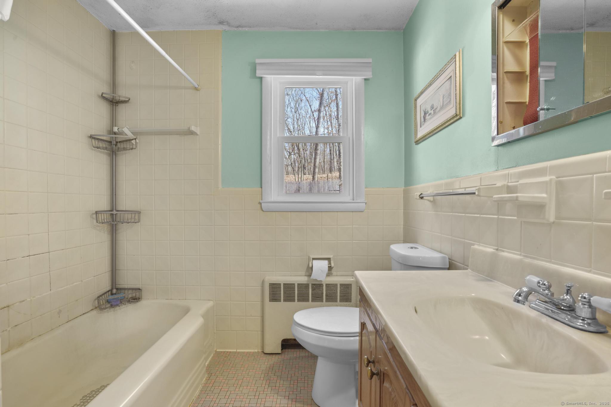 99 Essex Street, Manchester, Connecticut image 16
