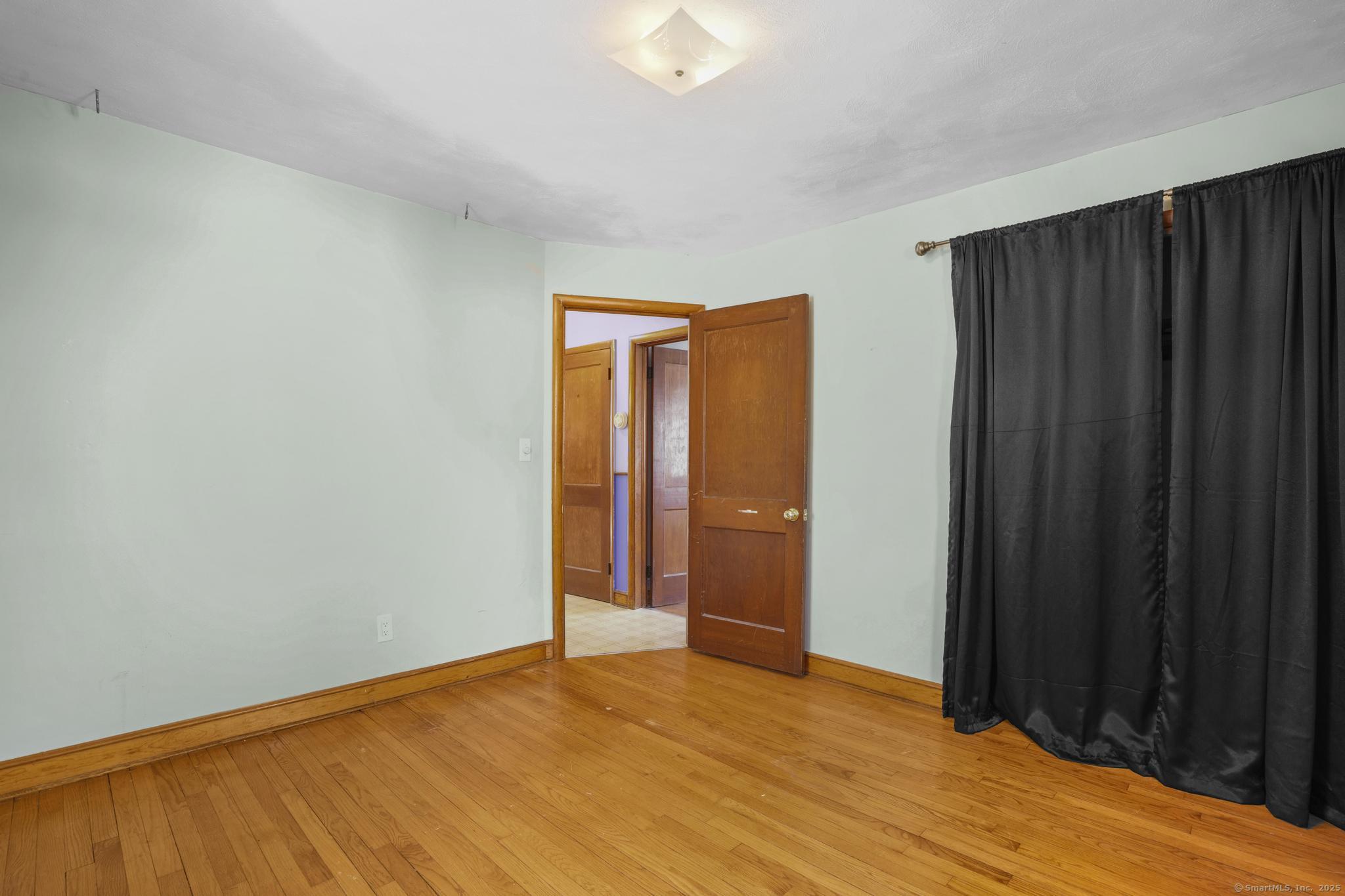 99 Essex Street, Manchester, Connecticut image 11
