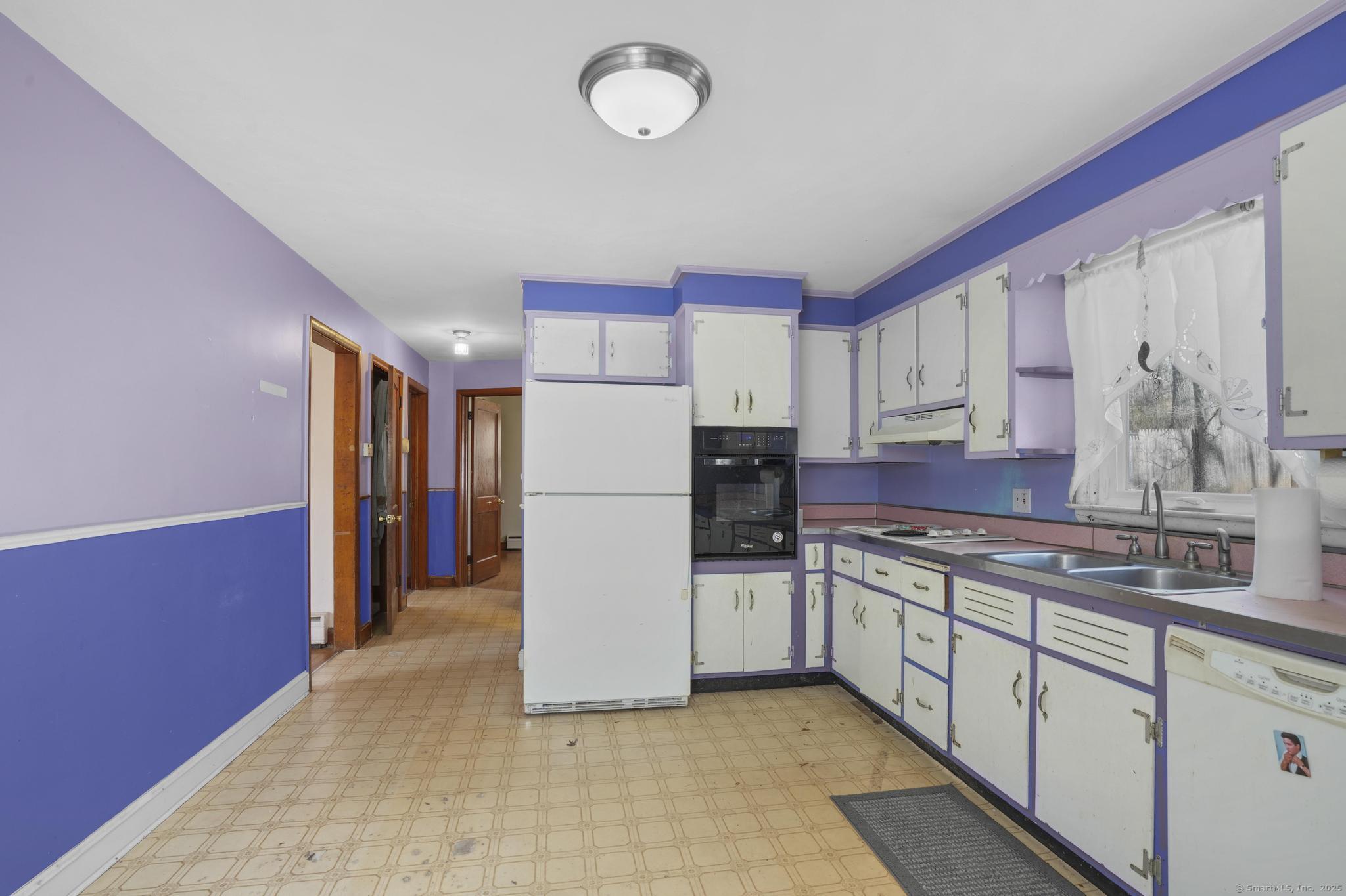99 Essex Street, Manchester, Connecticut image 9