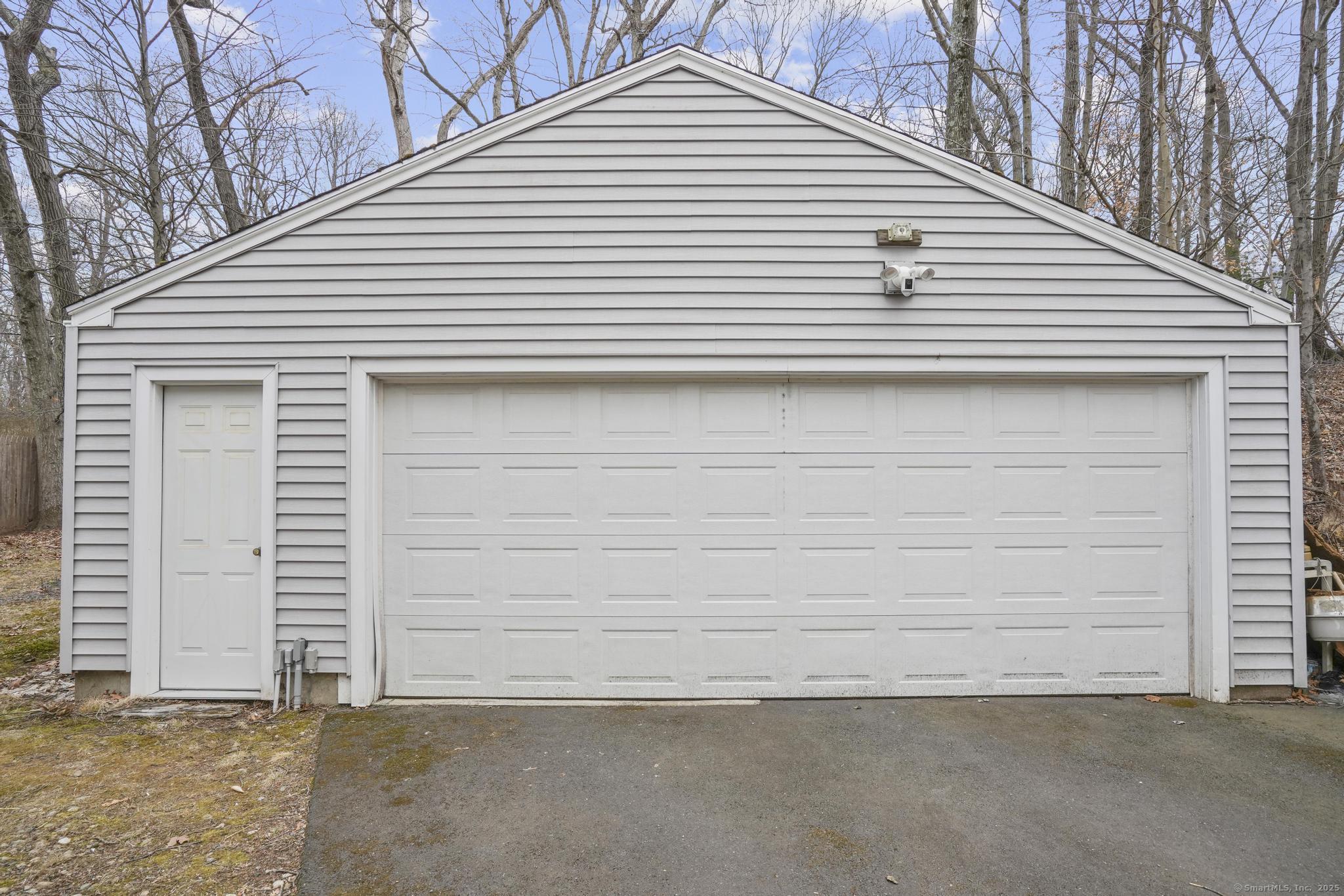 99 Essex Street, Manchester, Connecticut image 4