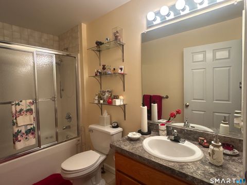 Tiny photo for 162 Thistle Pond Drive #162, Bloomfield, CT 06002 (MLS # 24151340)