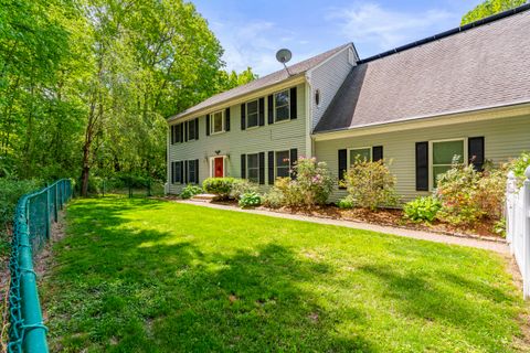74R Green Lane Durham CT 06422
