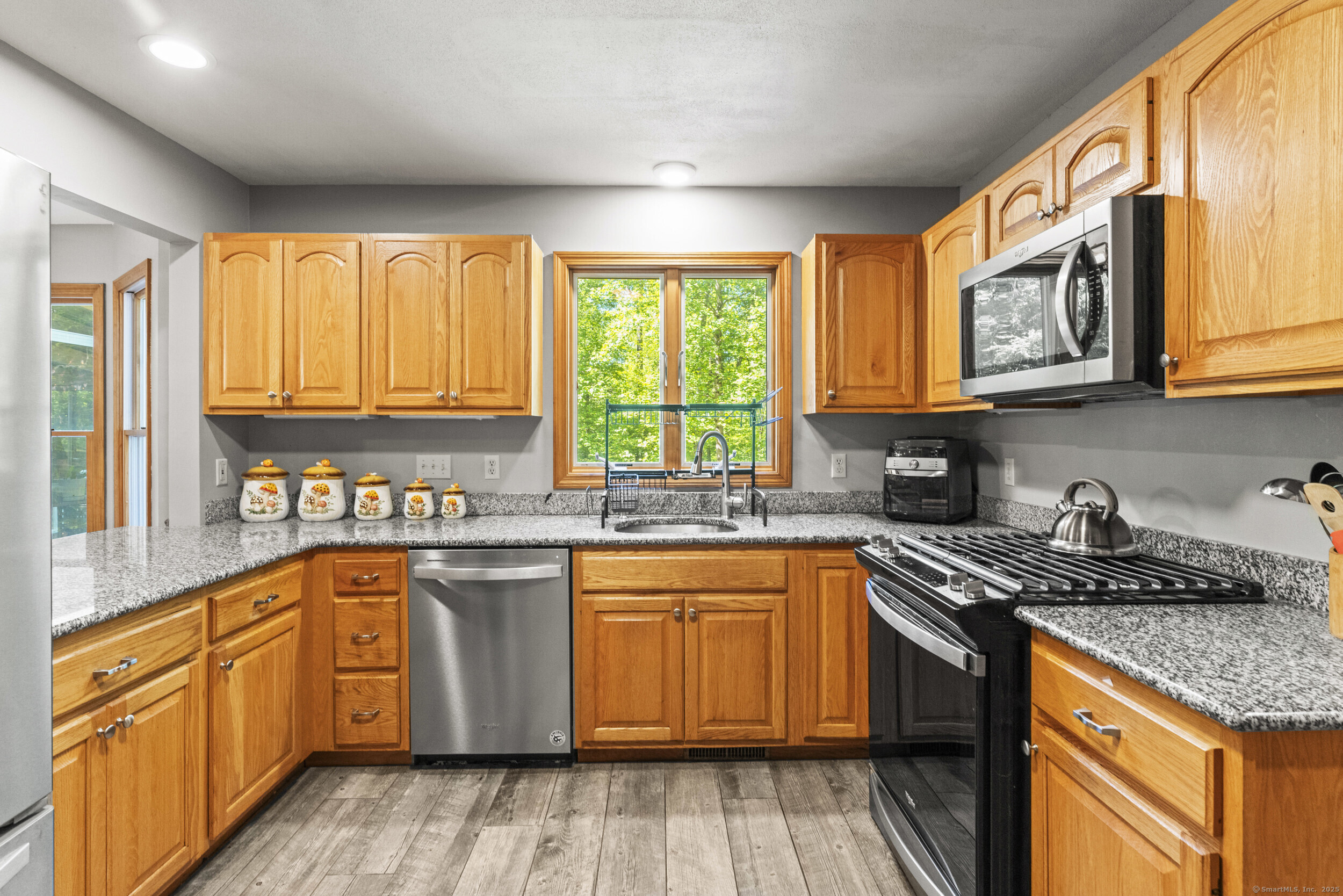 74R Green Lane, Durham, Connecticut image 9