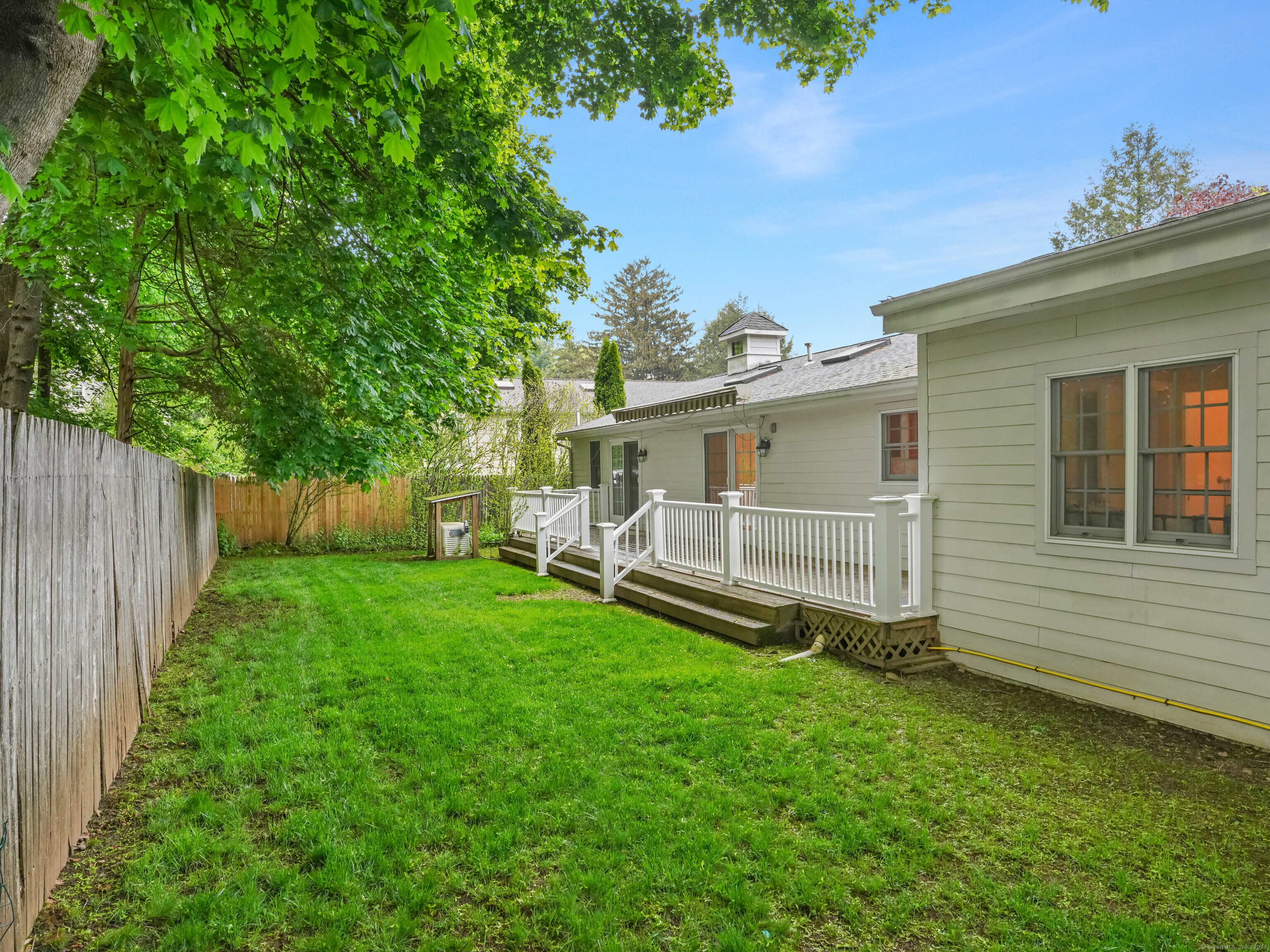 8 Argentine Way, Norwalk, Connecticut image 33
