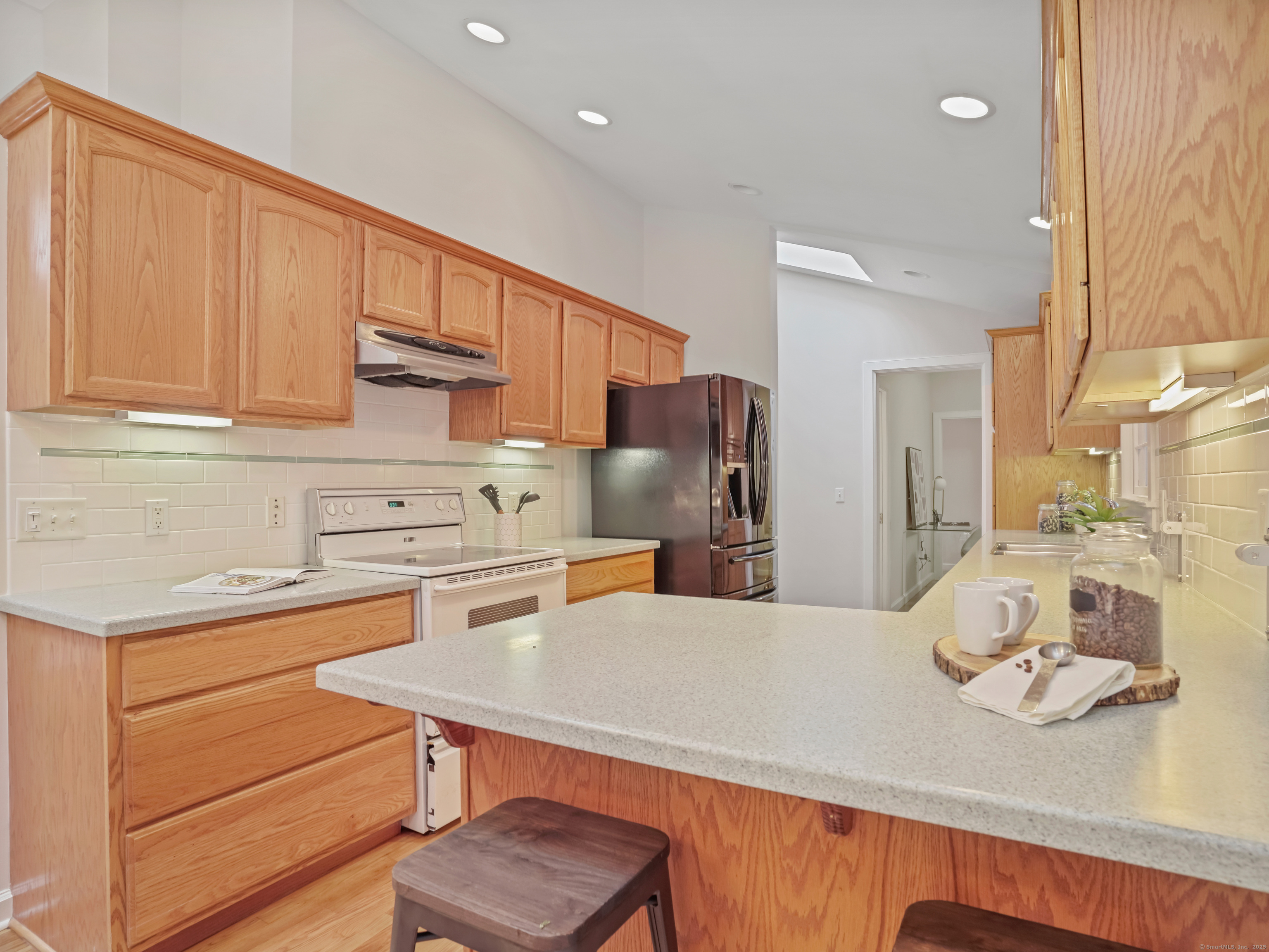 8 Argentine Way, Norwalk, Connecticut image 17