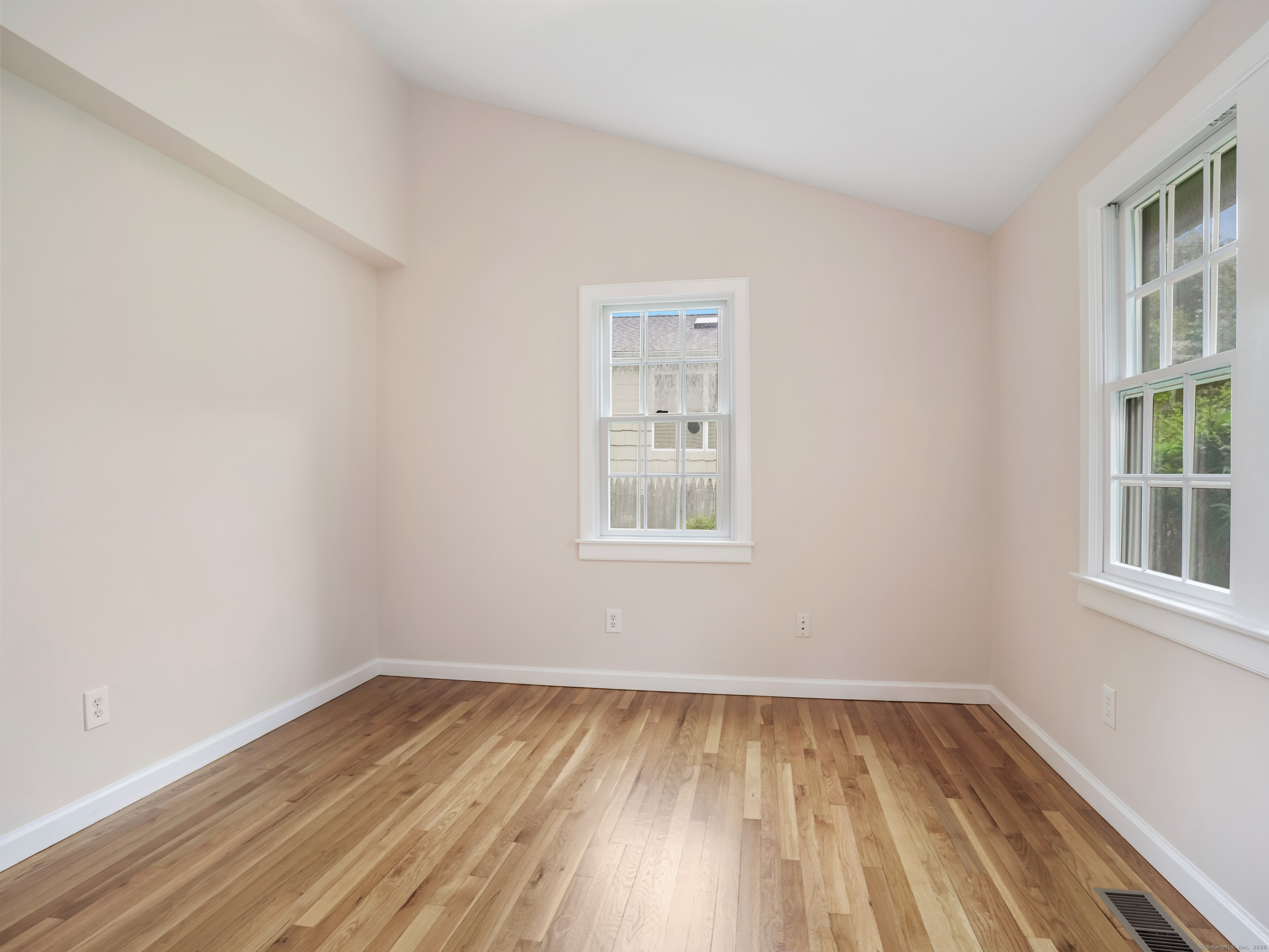 8 Argentine Way, Norwalk, Connecticut image 22