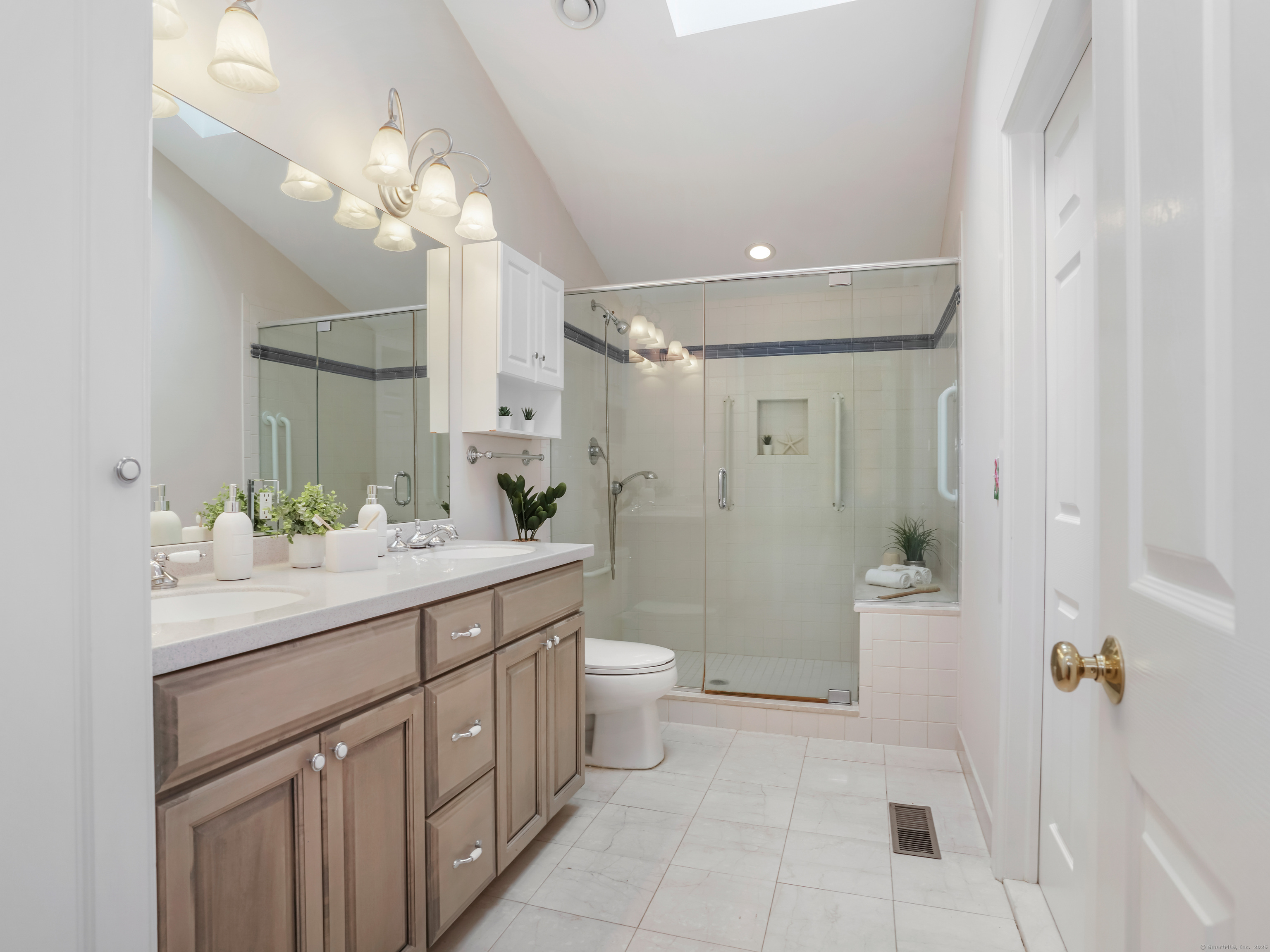 8 Argentine Way, Norwalk, Connecticut image 21
