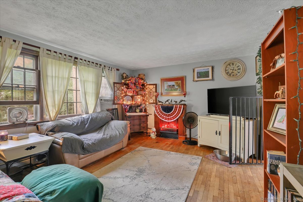 25 Ridgewood Road