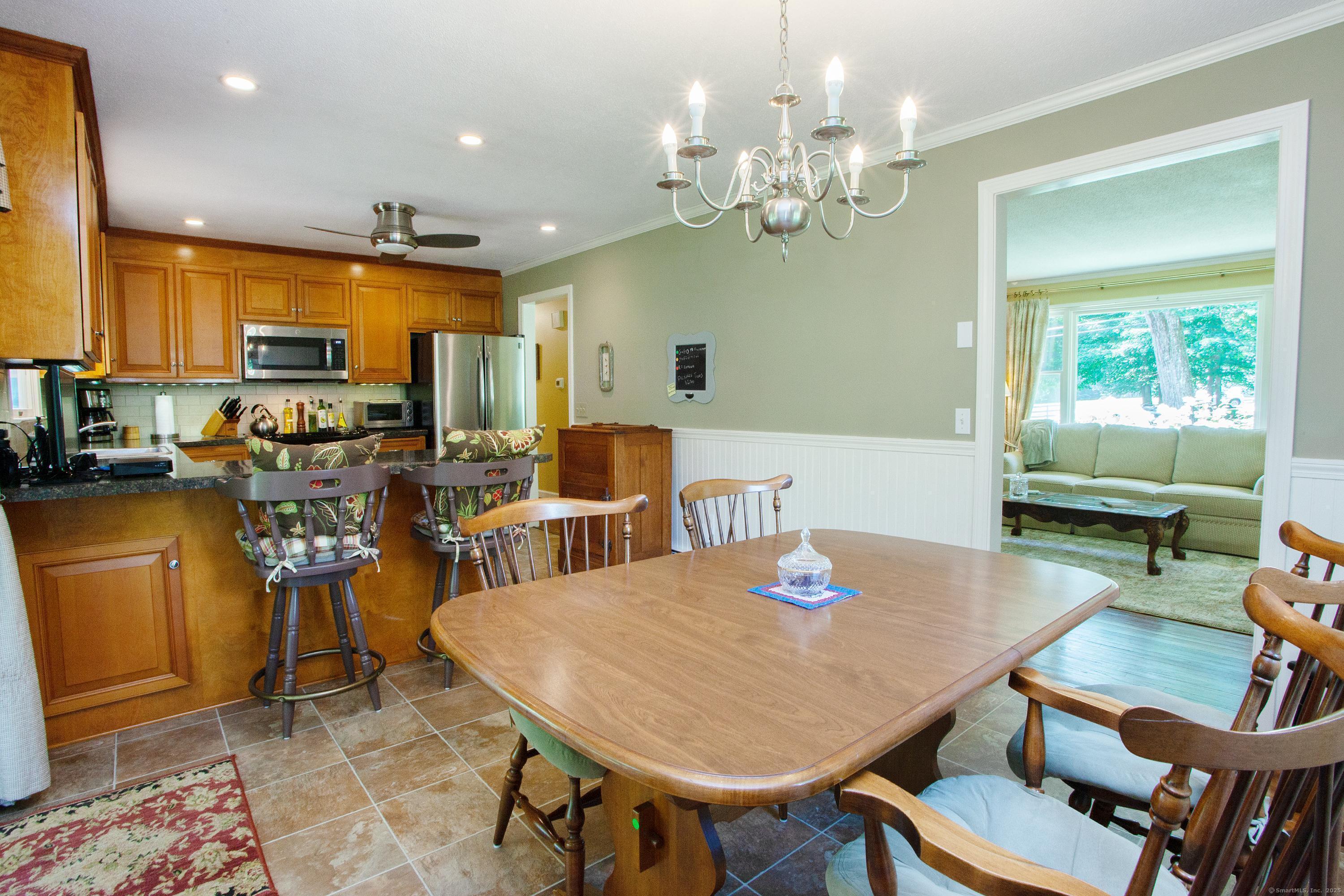 Granby, Connecticut 06035, United States, 3 Bedrooms Bedrooms, ,1 BathroomBathrooms,Residential,Pending,175388