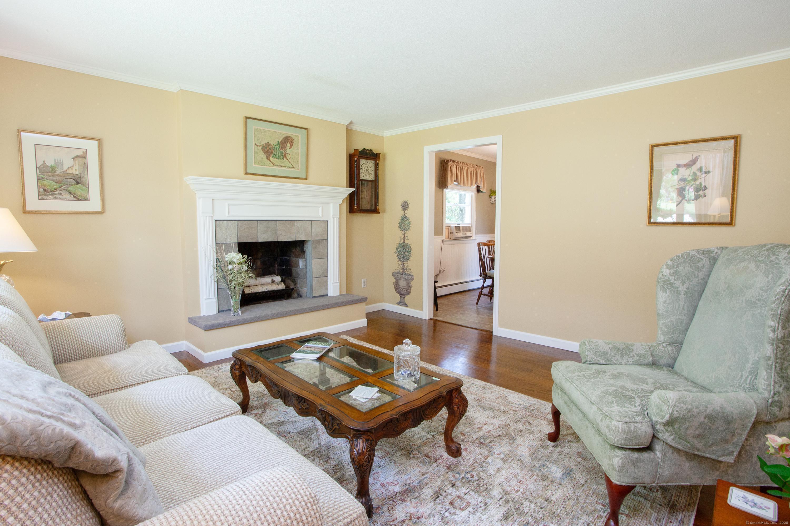 Granby, Connecticut 06035, United States, 3 Bedrooms Bedrooms, ,1 BathroomBathrooms,Residential,Pending,175388