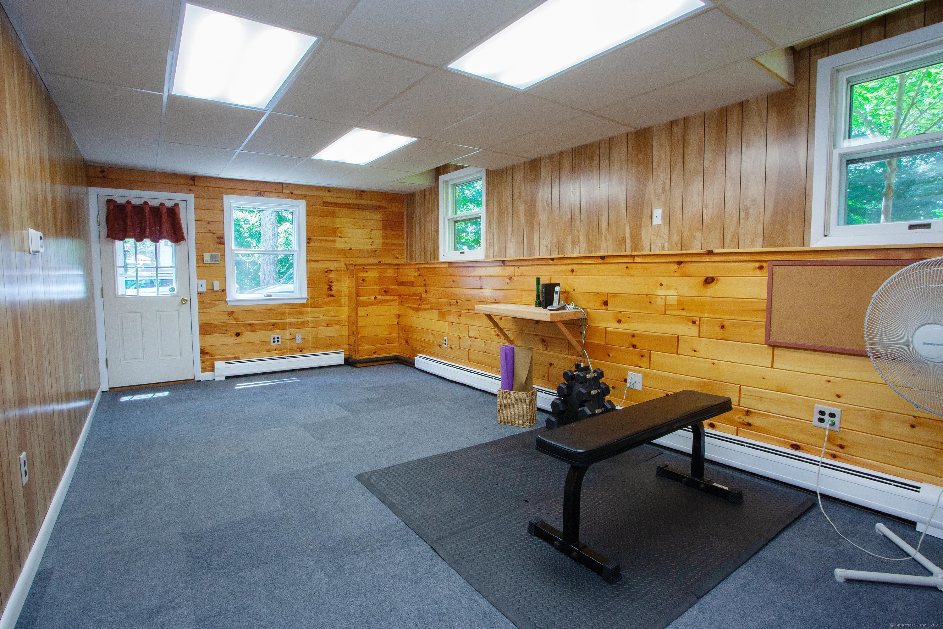 Granby, Connecticut 06035, United States, 3 Bedrooms Bedrooms, ,1 BathroomBathrooms,Residential,Pending,175388