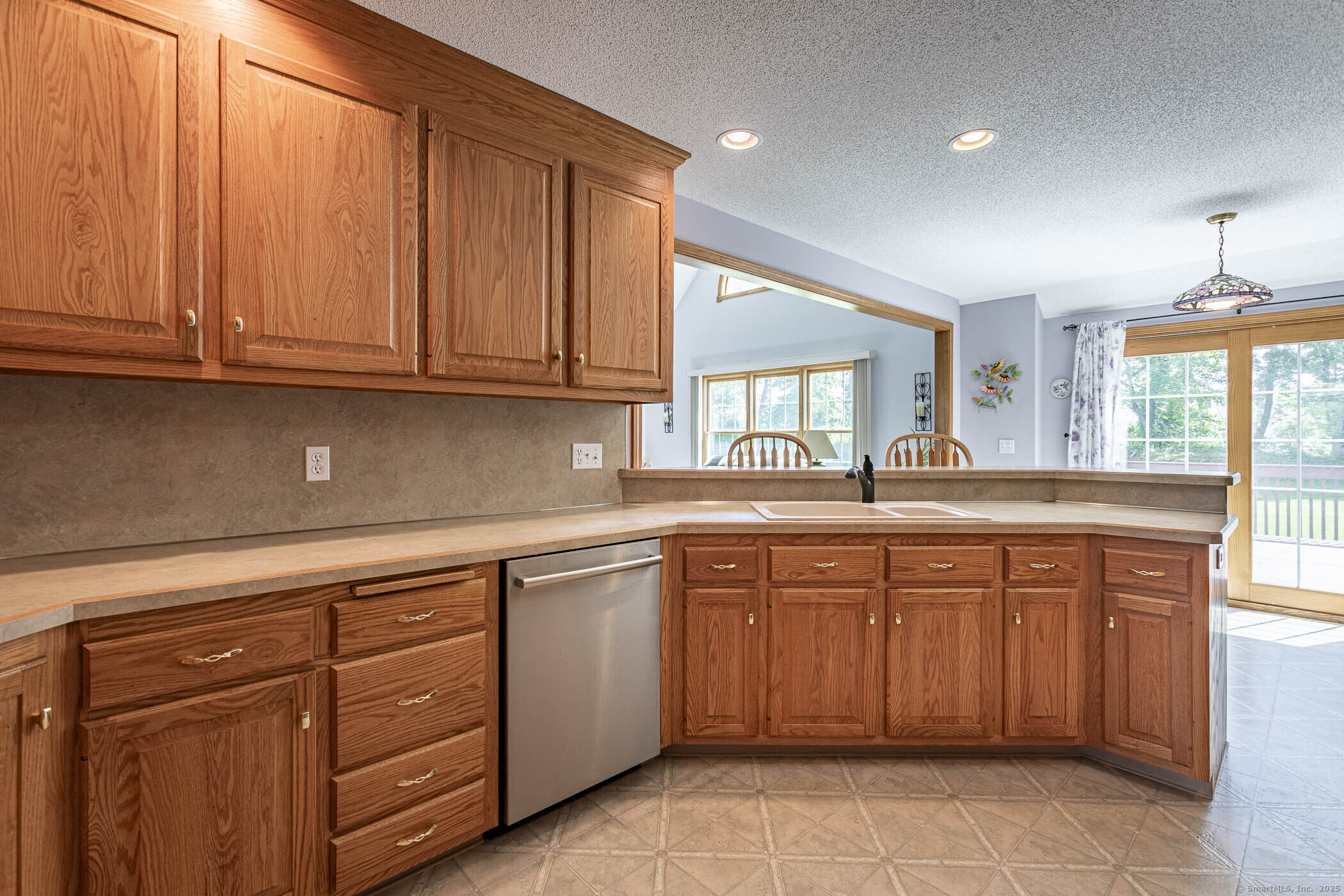 45 Gilbert Lane, South Windsor, Connecticut image 9