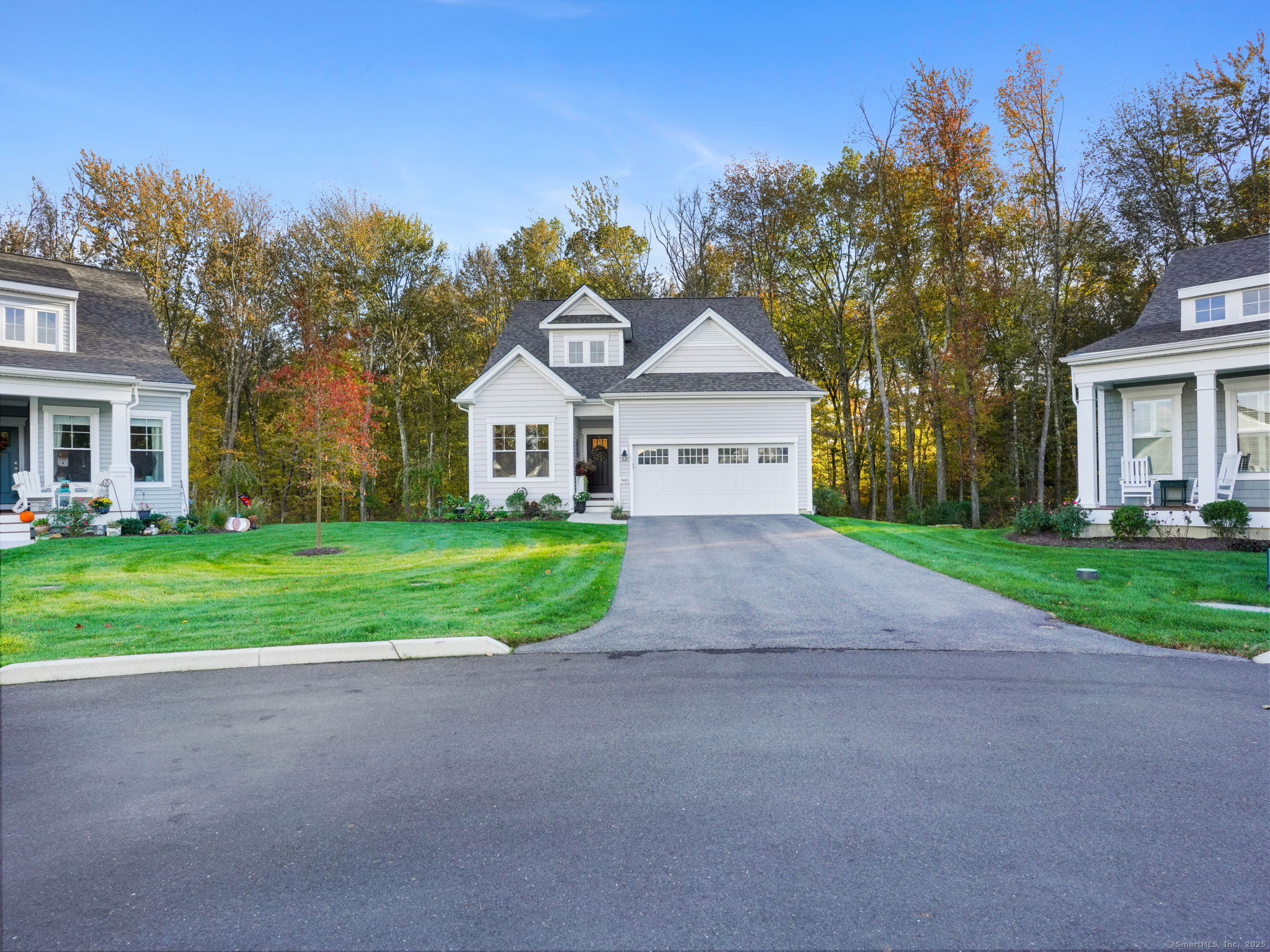 945 Mackenzie Lane 945