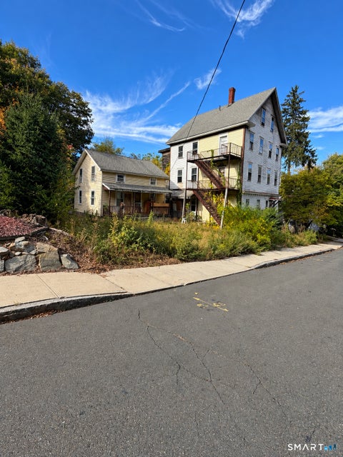 Photo of 132 High Street, Vernon, CT 06066 (MLS # 24216456)