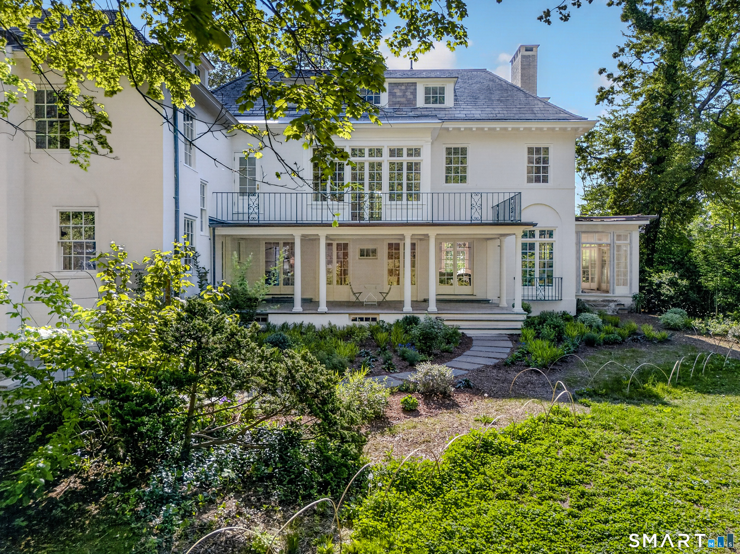 376 Saint Ronan Street