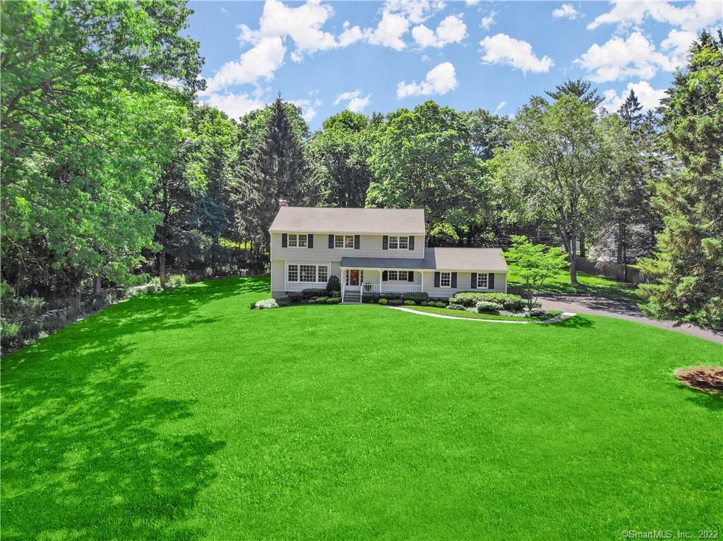 Photo 1 of 22 Shadow Lane, New Canaan, Connecticut, $1,251,000, Web #: 170405499
