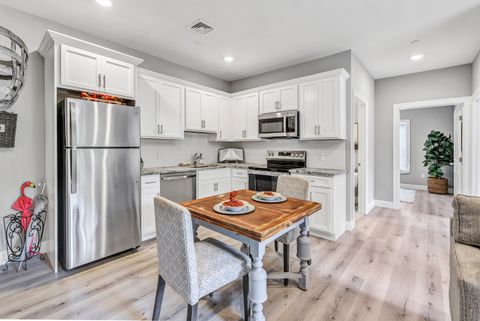 Tiny photo for 303 Bridgeport Avenue #205, Shelton, CT 06484 (MLS # 24143411)