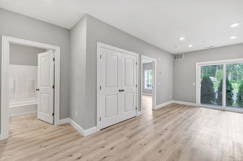 Tiny photo for 303 Bridgeport Avenue #205, Shelton, CT 06484 (MLS # 24143411)