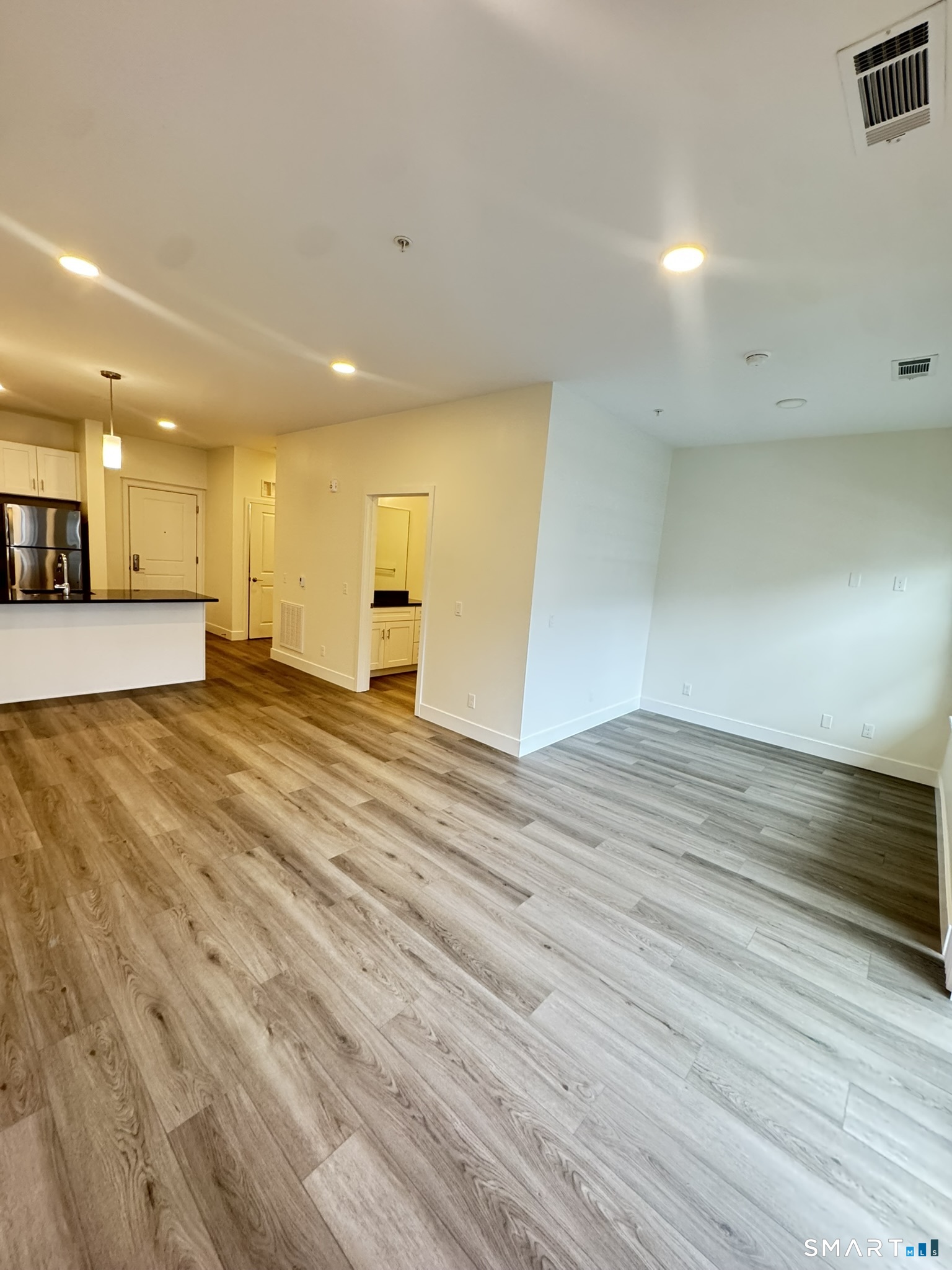 414 Berlin Turnpike 1102