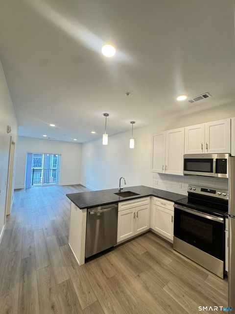 Photo of 414 Berlin Turnpike #1102, Berlin, CT 06037 (MLS # 24162541)