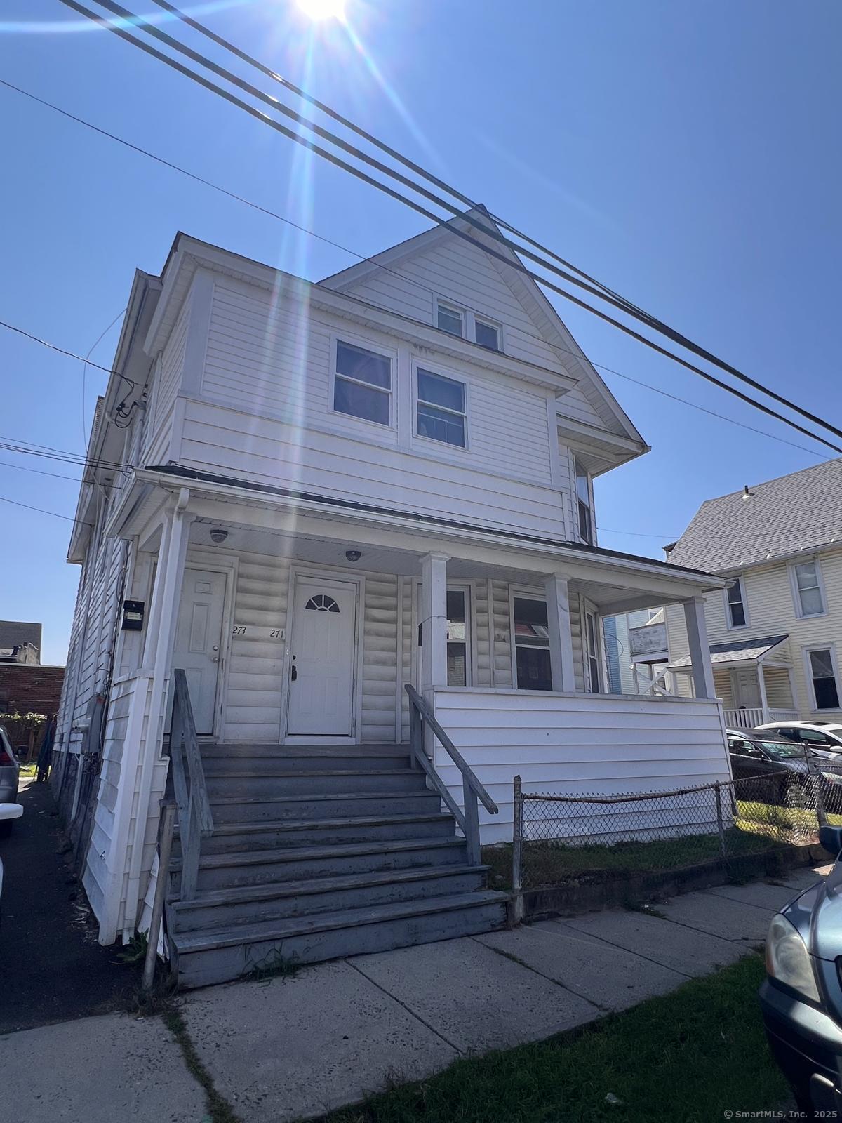 Rental Property at Frank Street 1st Fl , Bridgeport, Connecticut - Bedrooms: 3 
Bathrooms: 1 
Rooms: 5  - $2,350 MO.