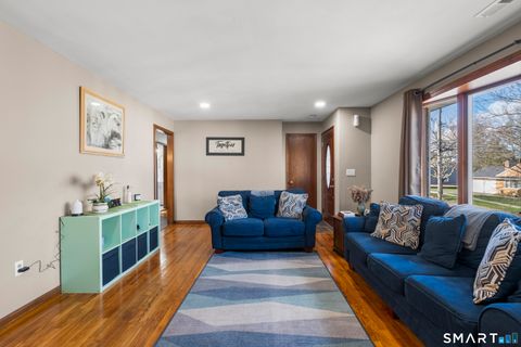 Tiny photo for 450 Emerald Place, Stratford, CT 06615 (MLS # 24164772)