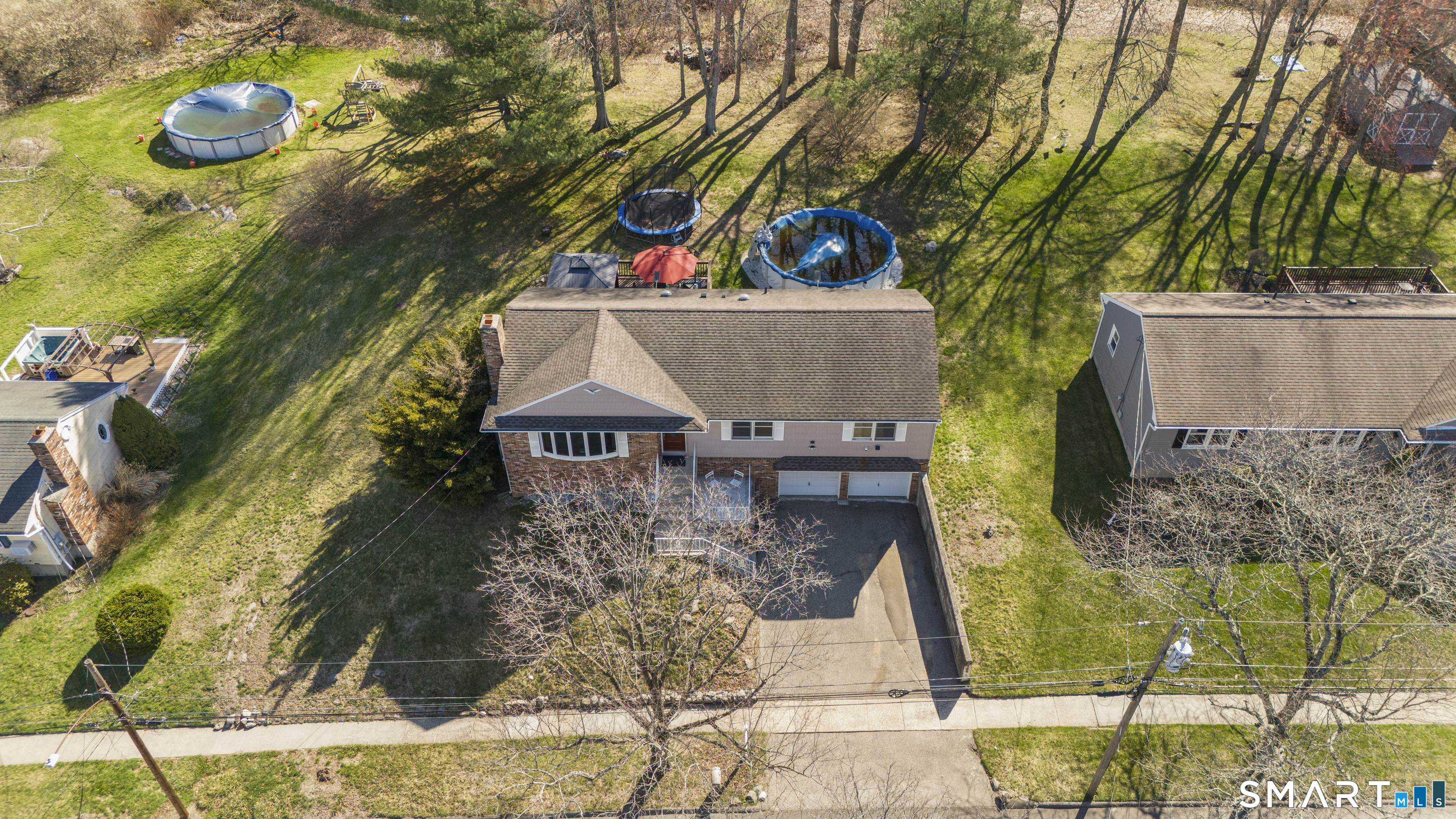 450 Emerald Place