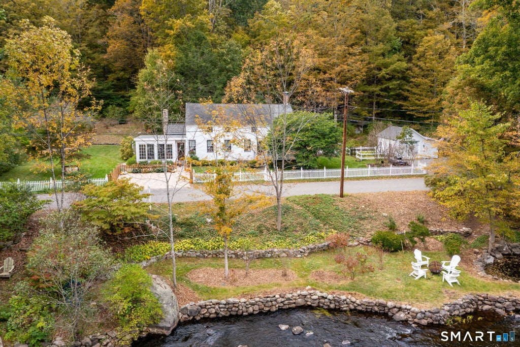 Photo of 25 School Street, Barkhamsted, CT 06065 (MLS # 24208906)