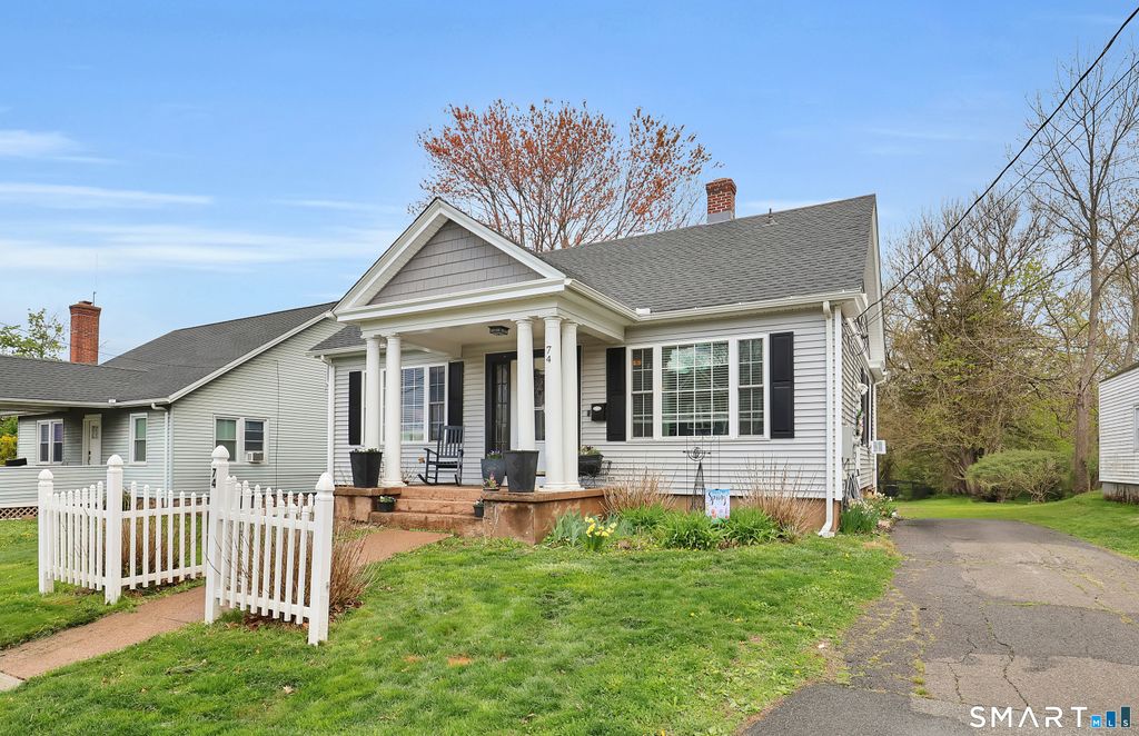 Photo of 74 West Street, Middletown, CT 06457 (MLS # 24169187)