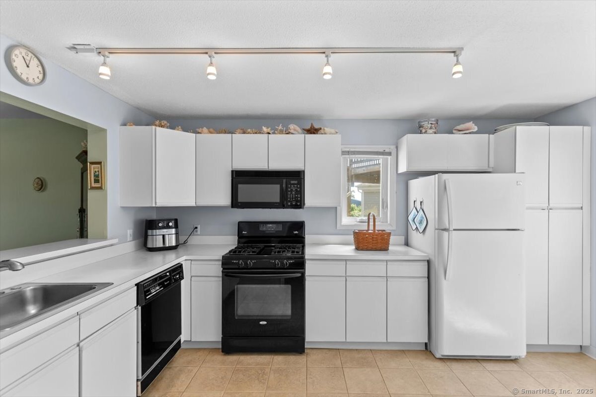 2 Mansfield Grove Road 262