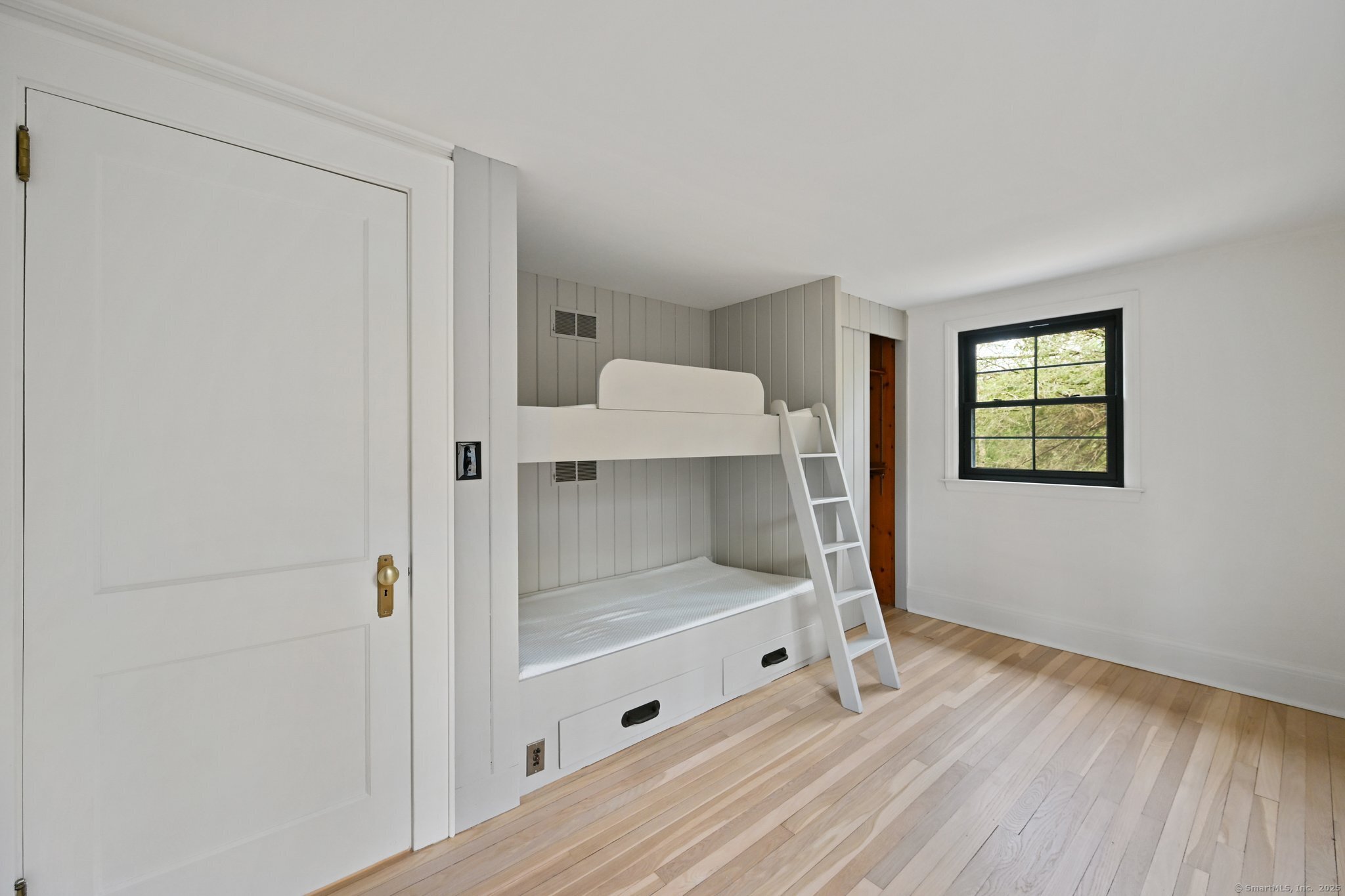 299 Ingleside Drive, Stamford, Connecticut image 18