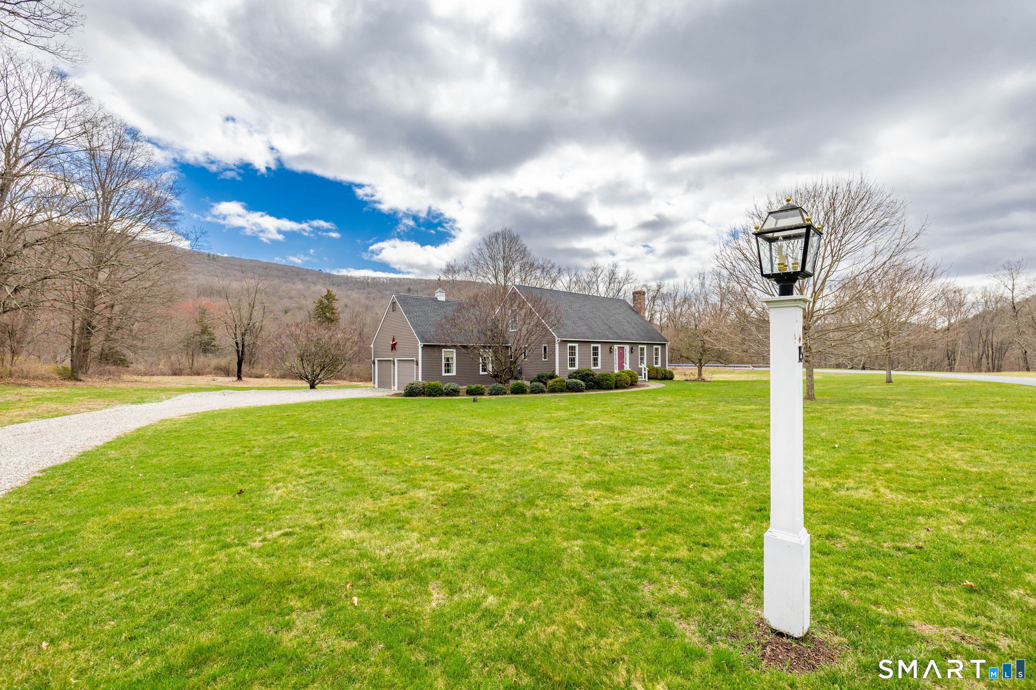 15 Studio Hill Circle