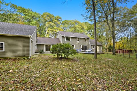 Tiny photo for 26 Center Road, Woodstock, CT 06281 (MLS # 24133006)