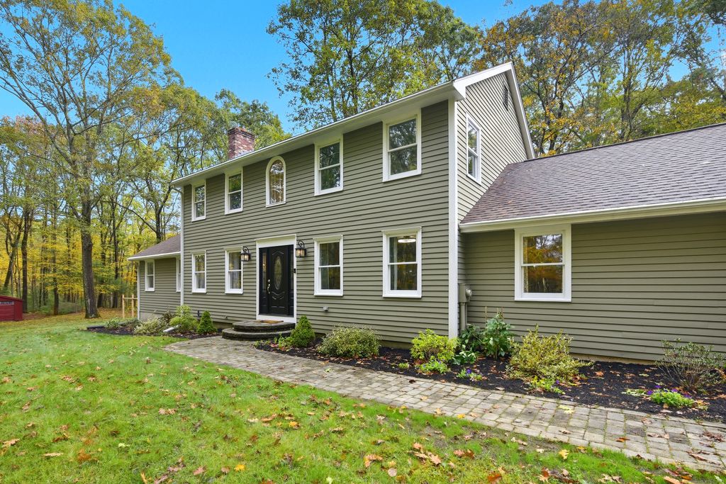Photo of 26 Center Road, Woodstock, CT 06281 (MLS # 24133006)