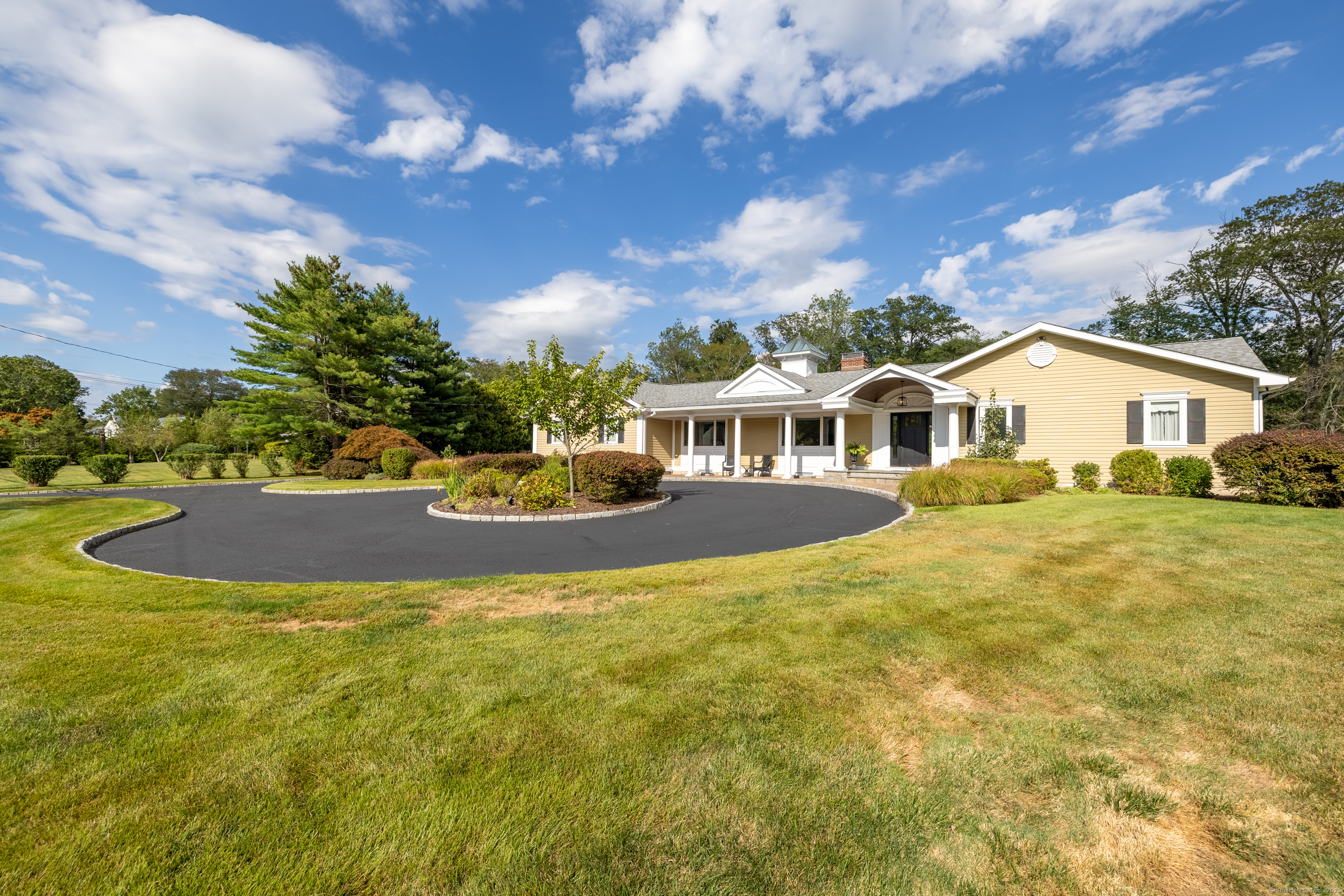 5 New England Drive