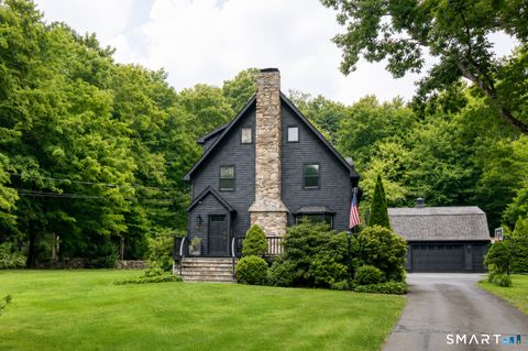 Photo of 132 Perry Avenue, Norwalk, CT 06850 (MLS # 24192740)
