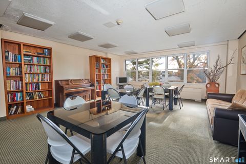 Tiny photo for 2625 Park Avenue #9R, Bridgeport, CT 06604 (MLS # 24149533)