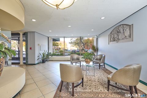 Tiny photo for 2625 Park Avenue #9R, Bridgeport, CT 06604 (MLS # 24149533)