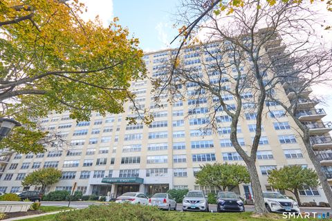 Tiny photo for 2625 Park Avenue #9R, Bridgeport, CT 06604 (MLS # 24149533)