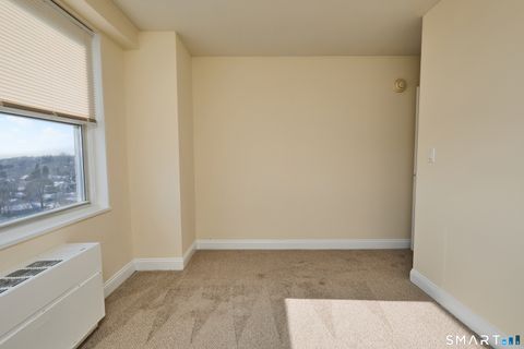 Tiny photo for 2625 Park Avenue #9R, Bridgeport, CT 06604 (MLS # 24149533)