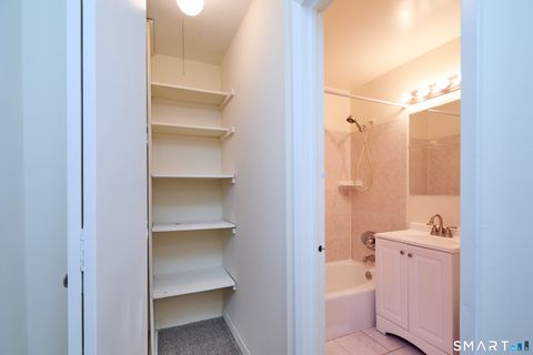 Tiny photo for 2625 Park Avenue #9R, Bridgeport, CT 06604 (MLS # 24149533)