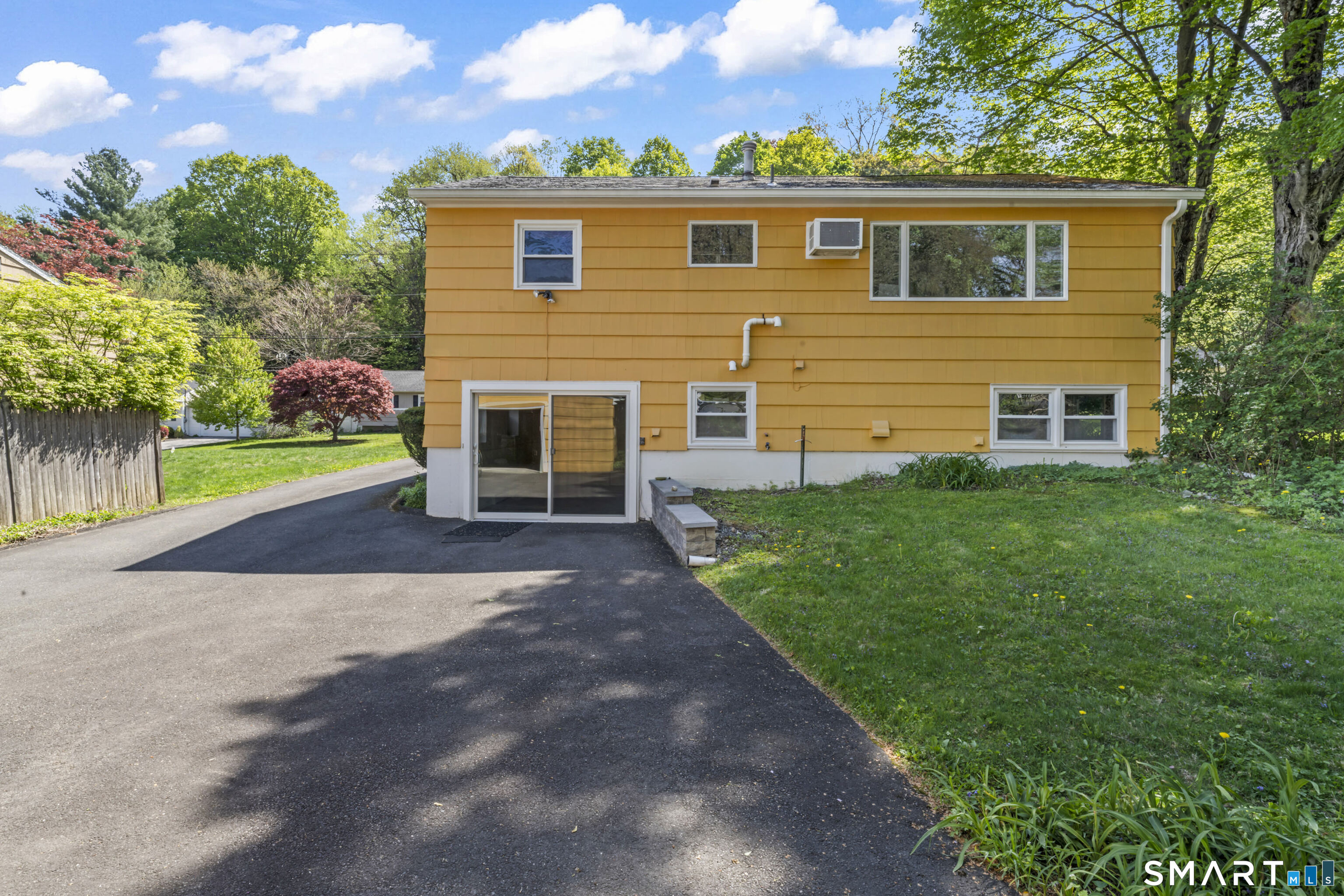 10 Brookwood Drive