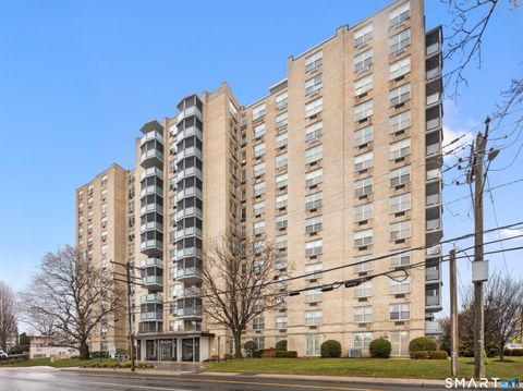 Tiny photo for 1 Strawberry Hill Court #APT 2B, Stamford, CT 06902 (MLS # 24145871)