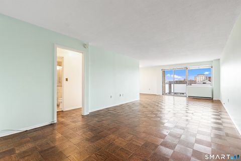 Tiny photo for 1 Strawberry Hill Court #APT 2B, Stamford, CT 06902 (MLS # 24145871)