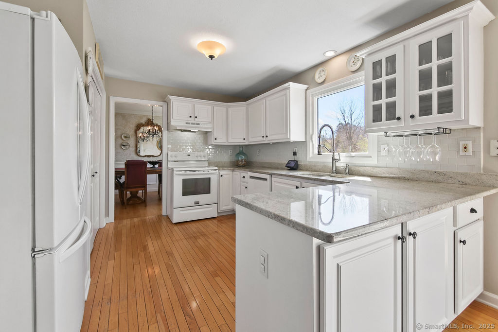 11 Skyview Drive, Colchester, Connecticut image 4